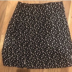 Brandy Melville skirt